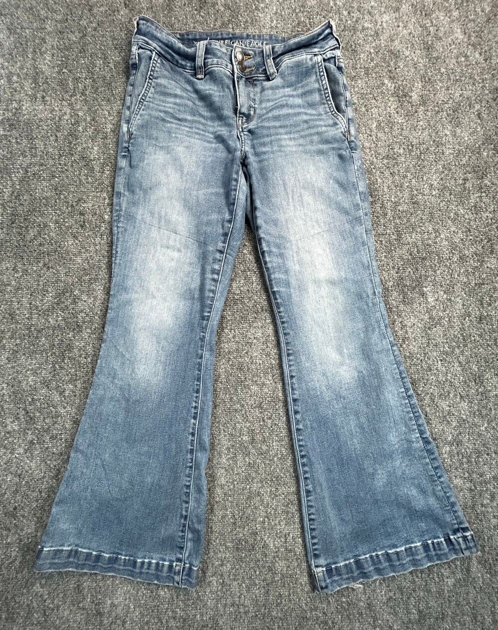 American Eagle Flare Jeans Women's Size 8 Short Light Wash Stretch Denim